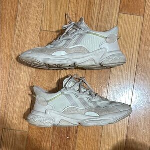 Adidas Ozweego Beige Sneakers